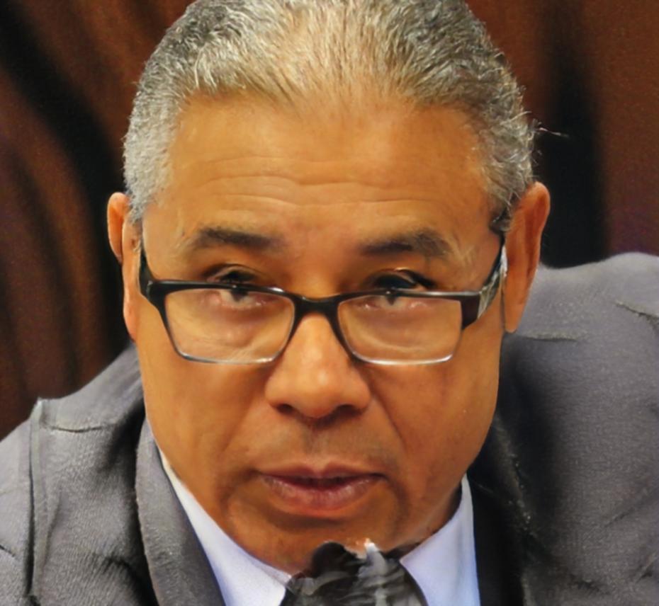 Carlos Mendoza, Director de Inversiones